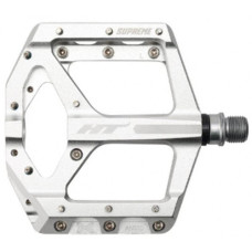 Педали алюм CNC тонкие (16,6мм) серебристые, ось cr-mo Ф9/16", промподш + игольчатый подшипник + DU Igus, 20 сменных шипов. 368г. Инд уп